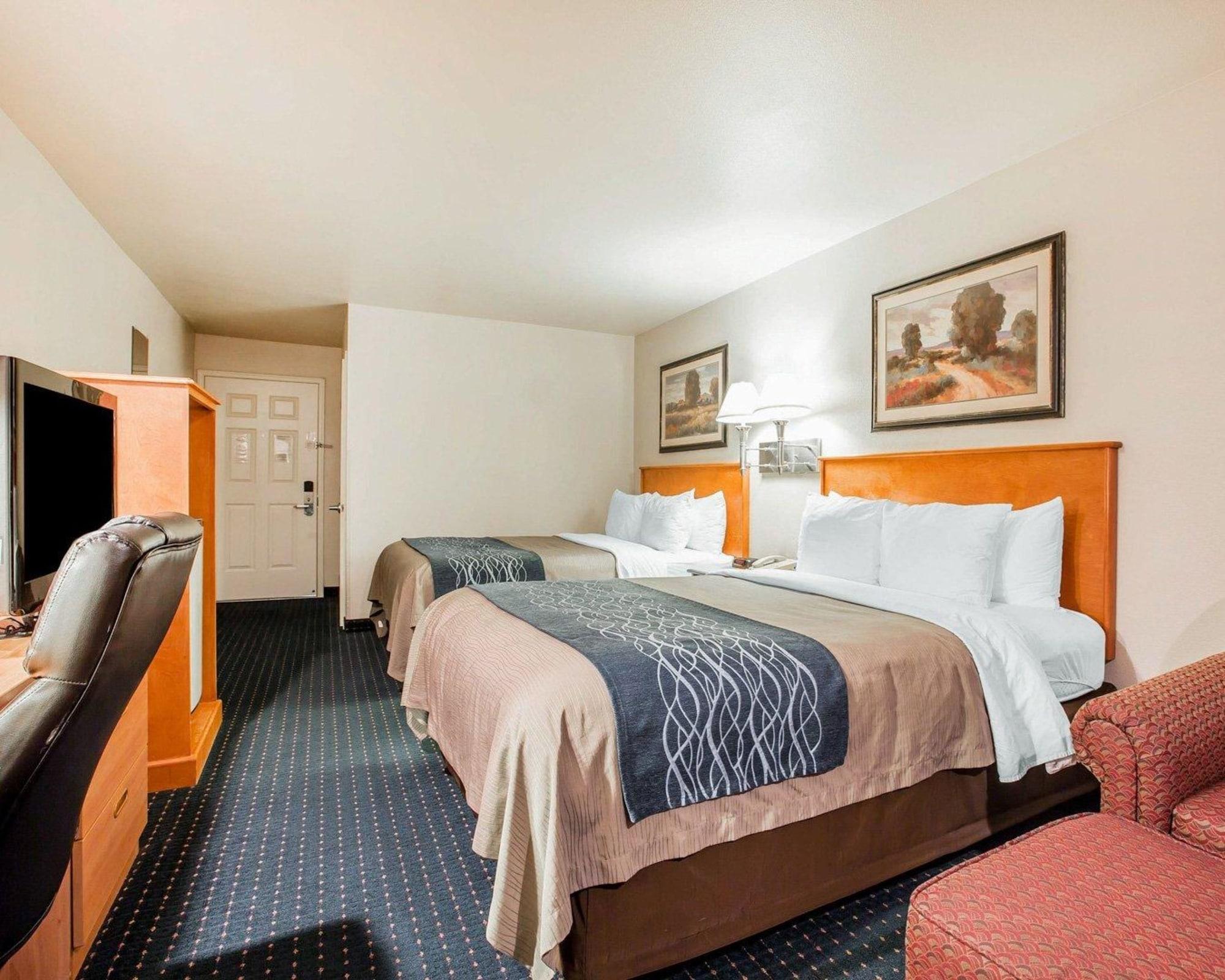 Comfort Inn & Suites Салинас Екстериор снимка